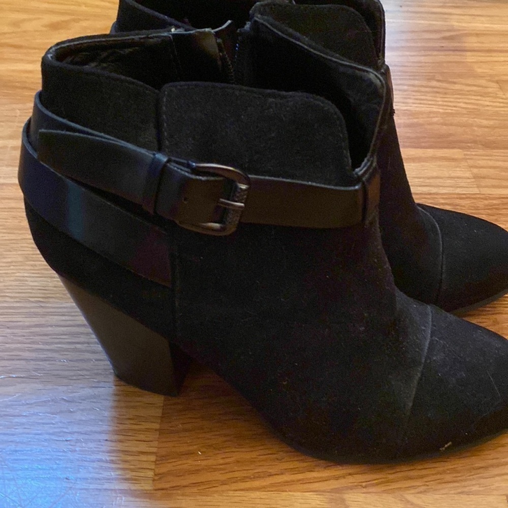 Boots - Picture 2 of 4